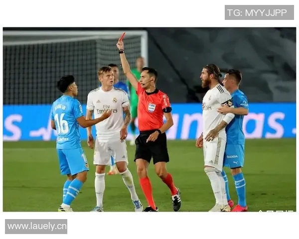 皇马主场大胜瓦伦西亚,梅开二度的本泽马助球队赢得关键胜利 皇马主场大胜瓦伦西亚,梅开二度的本泽马助球队赢得关键胜利