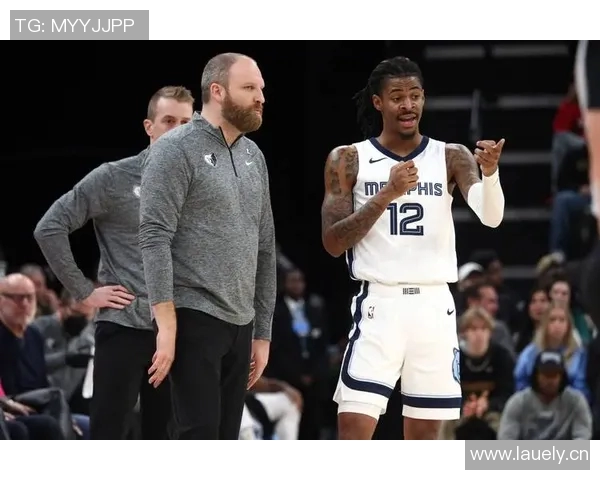 灰熊裁掉主帅,寻找新的领跑者 灰熊裁掉主帅,寻找新的领跑者