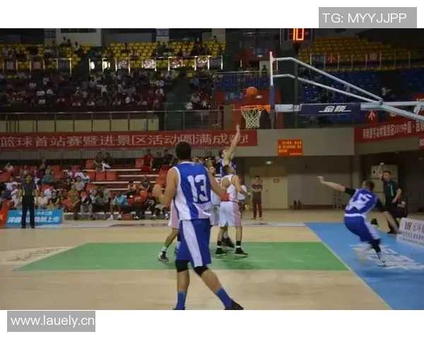 爵士队内部关系紧绷，球队走进困境