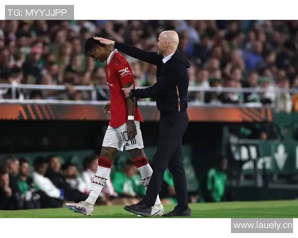 塞维利亚冲击西甲前四，备战欧冠战巴萨备受关注