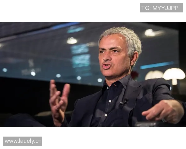 穆里尼奥再度发声：赞扬球员表现，誓言捧回冠军奖杯