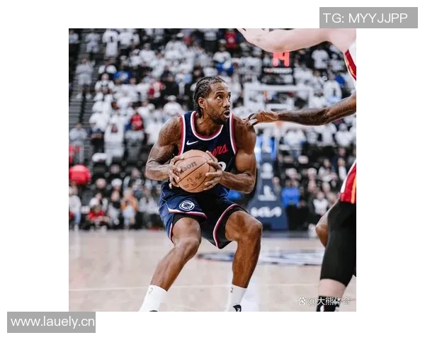 热火主场连胜要在客场继续，全队奋力拼搏铸就辉煌